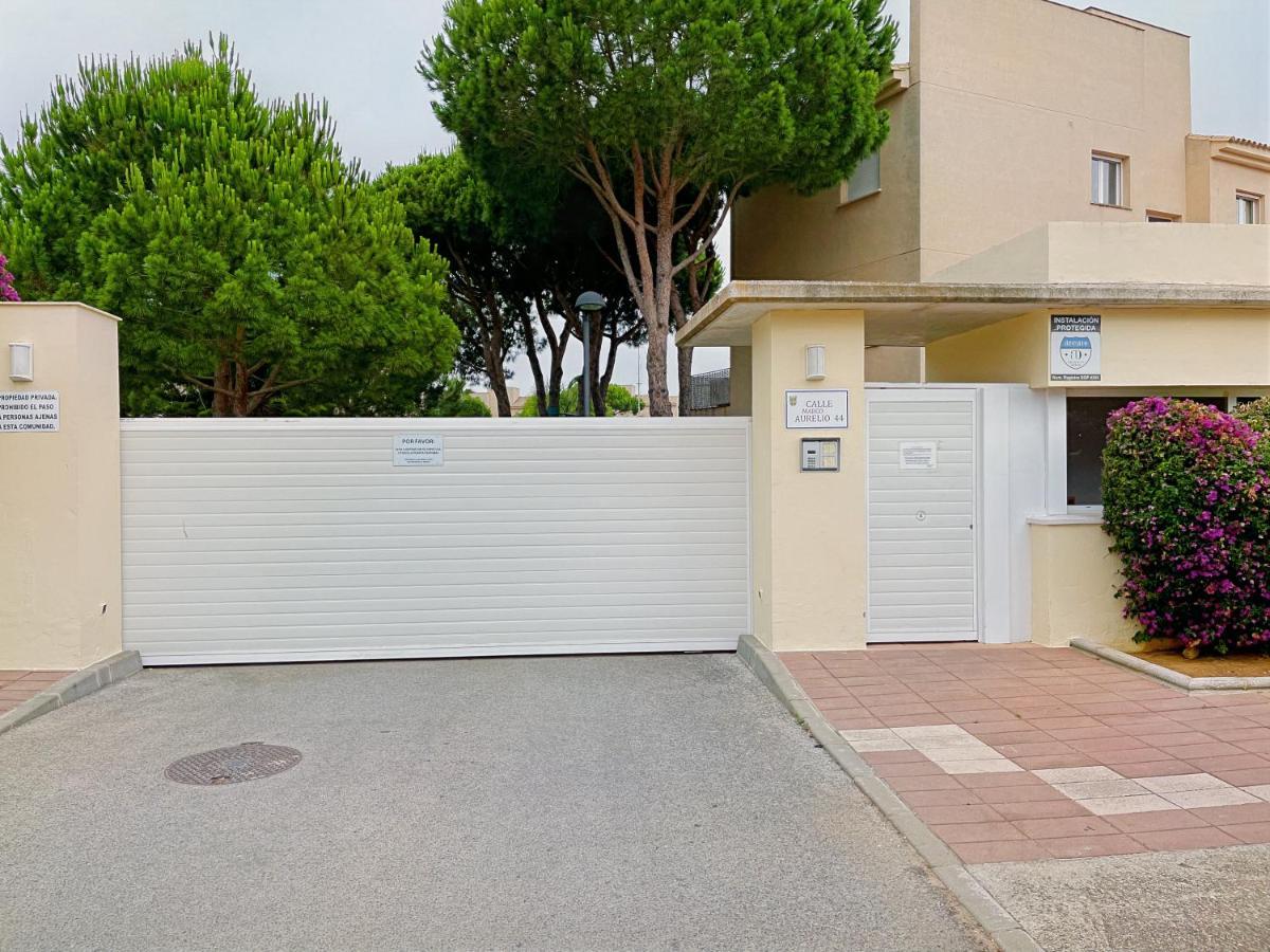 Appartamento En la zona más tranquila del Novo Sancti Petri Chiclana de la Frontera Esterno foto