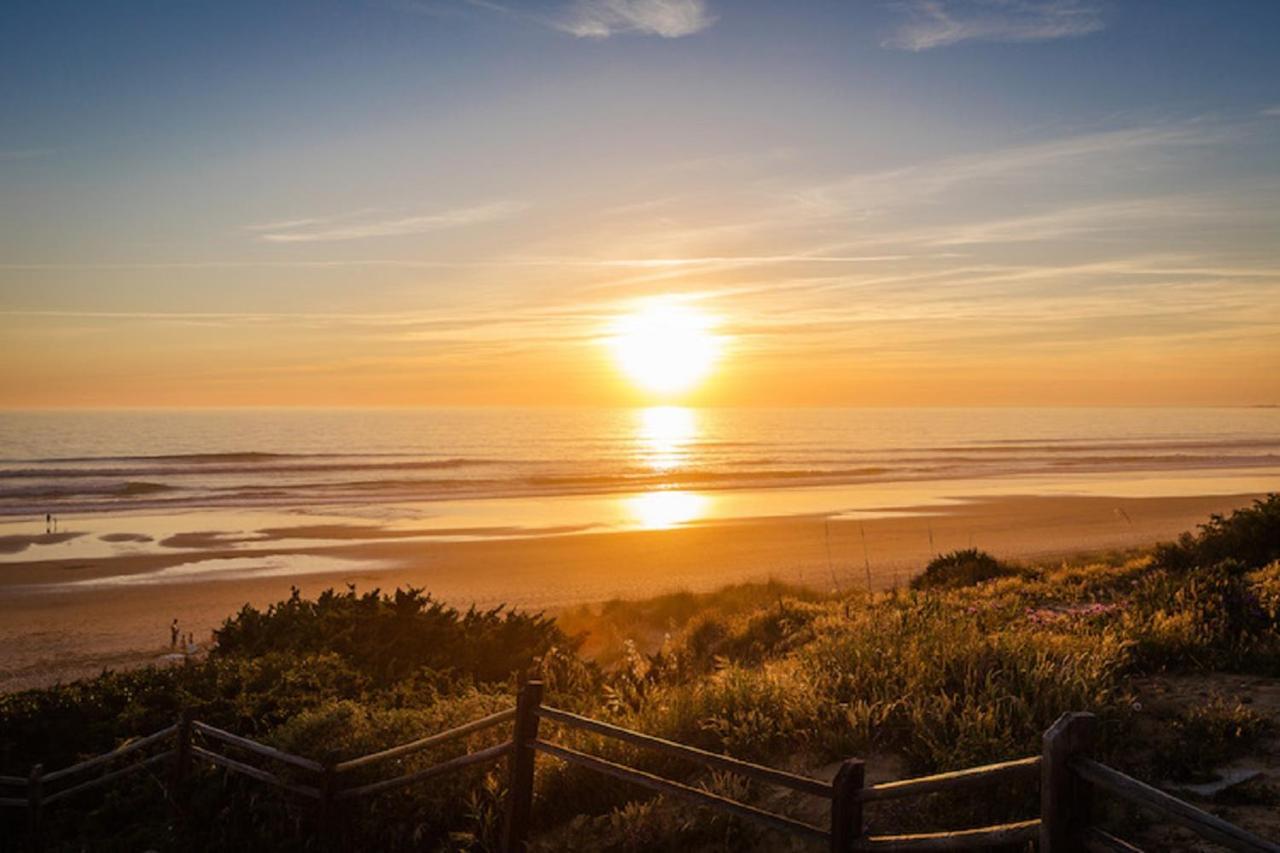 Appartamento En la zona más tranquila del Novo Sancti Petri Chiclana de la Frontera Esterno foto